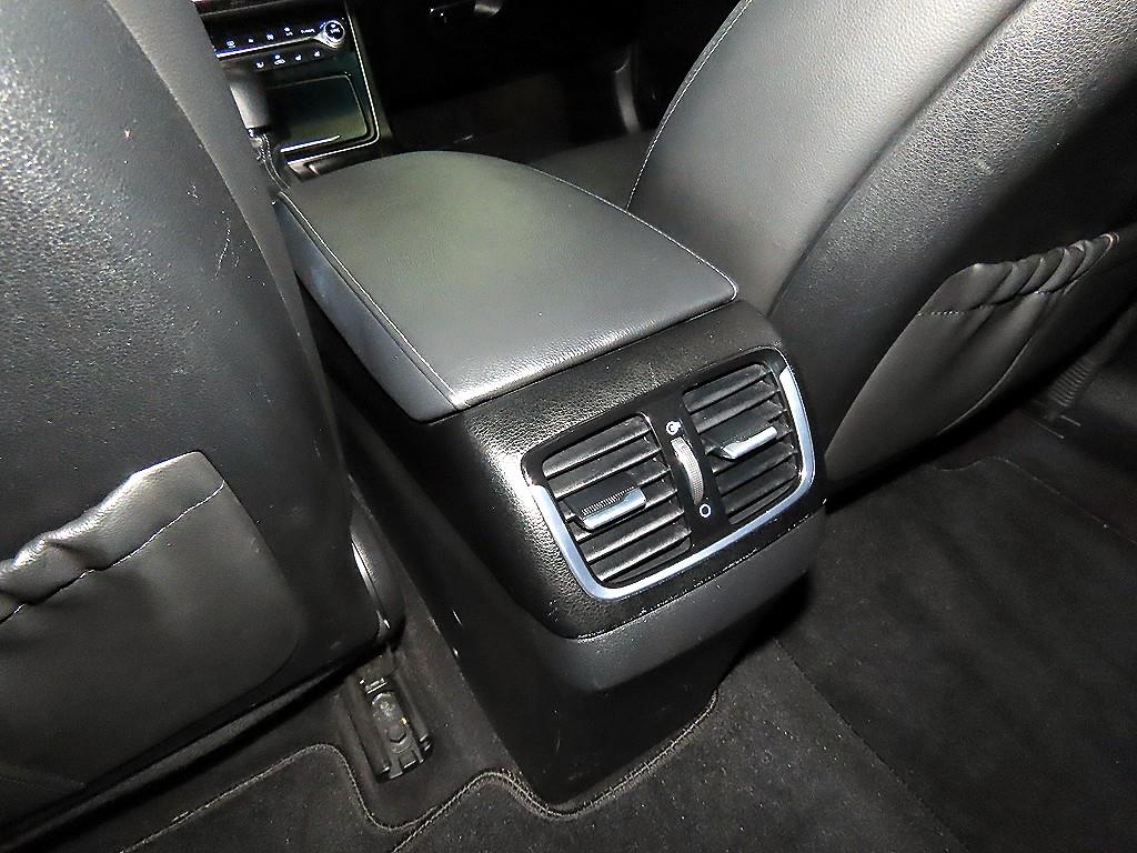 HYUNDAI Grandeur 2017 Negro - Importación desde Corea - HF Imports Iquique - Foto 18