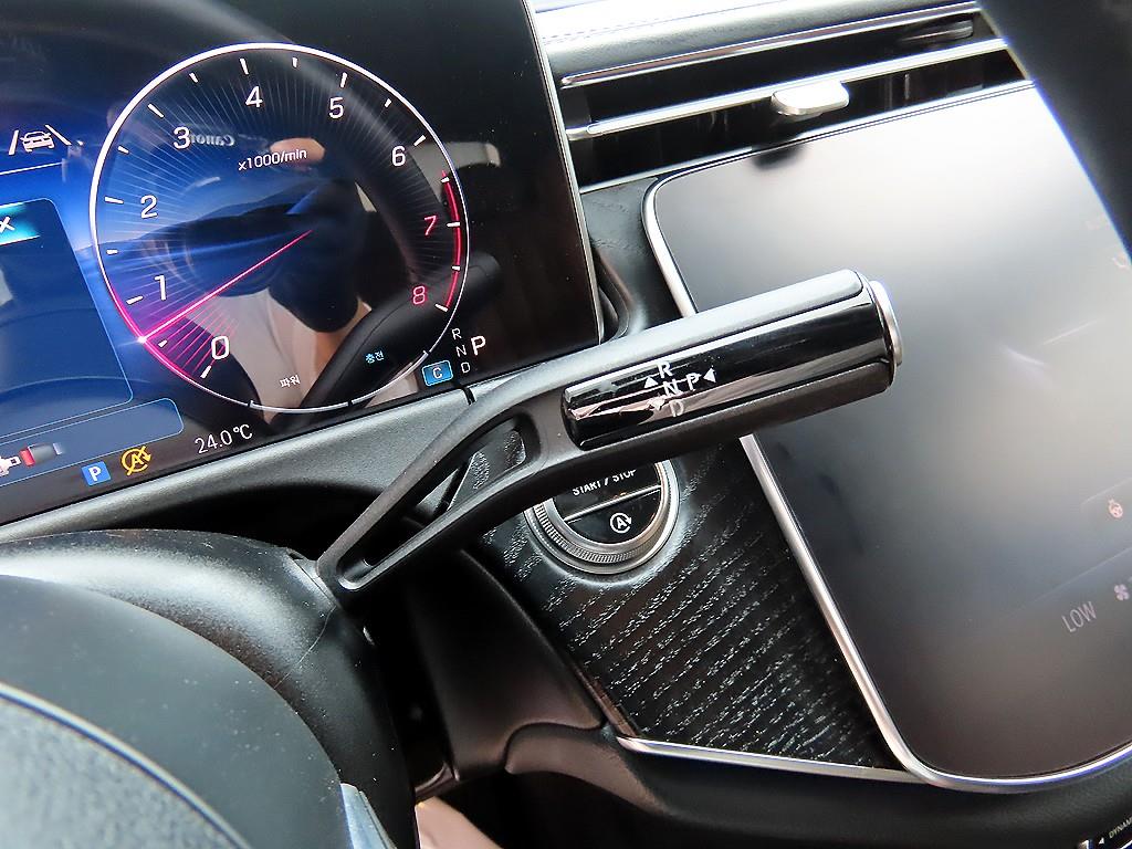 Mercedes Benz E class - Vista 10