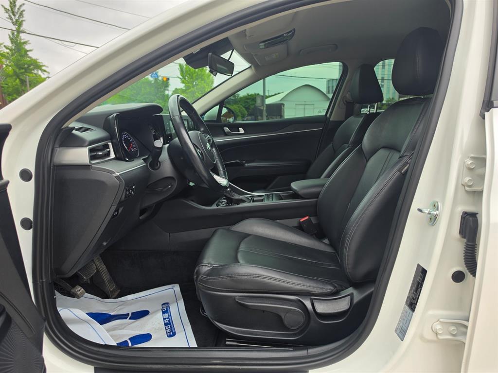 KIA K5 - Vista 10
