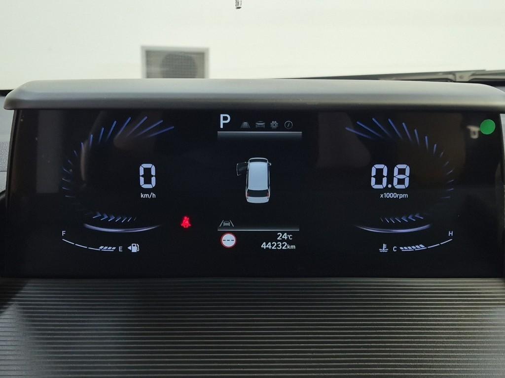 HYUNDAI Staria - Vista 6