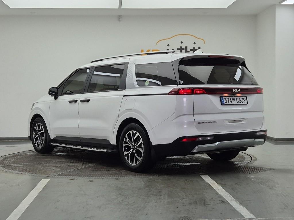 KIA Carnival - Vista 3