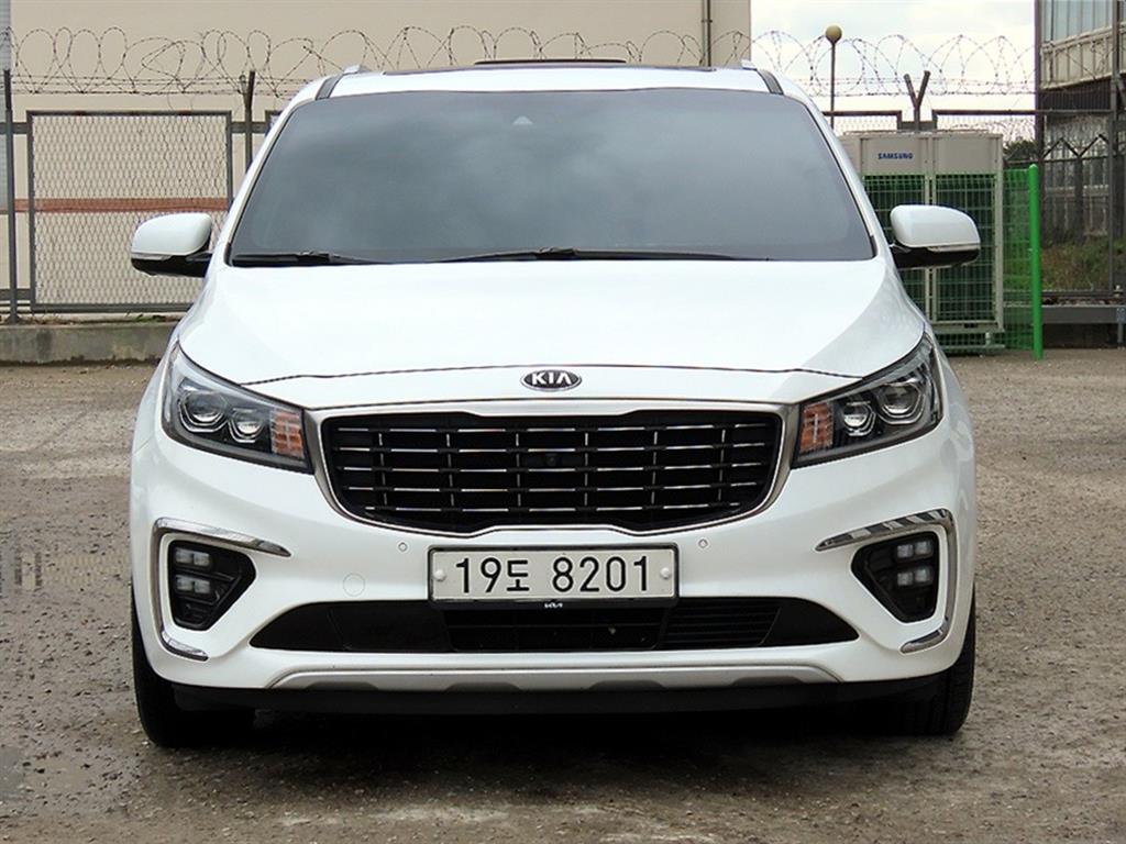 KIA Carnival 2019 Blanco - Importación desde Corea - HF Imports Iquique - Foto 1