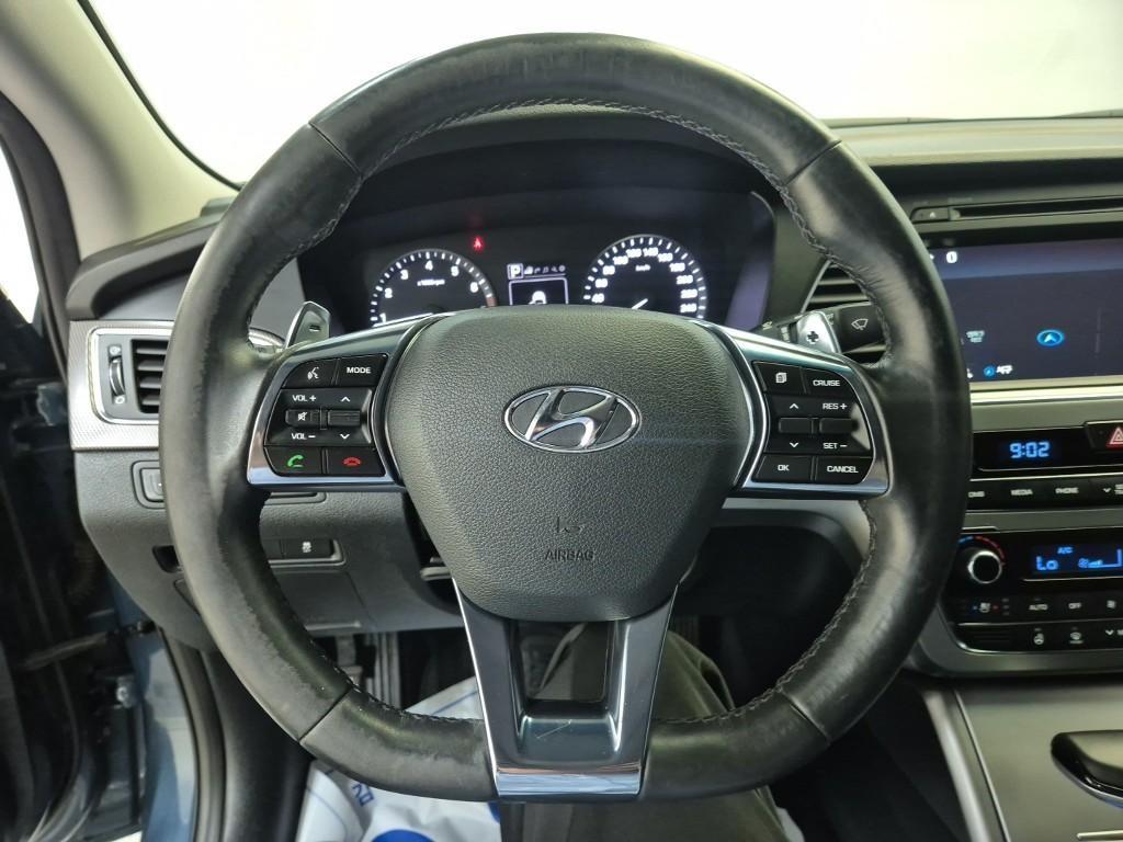 HYUNDAI Sonata - Vista 9