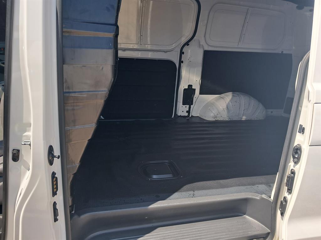 HYUNDAI Starex - Vista 10