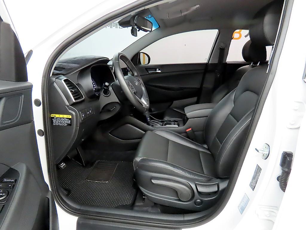 HYUNDAI Tucson - Vista 5