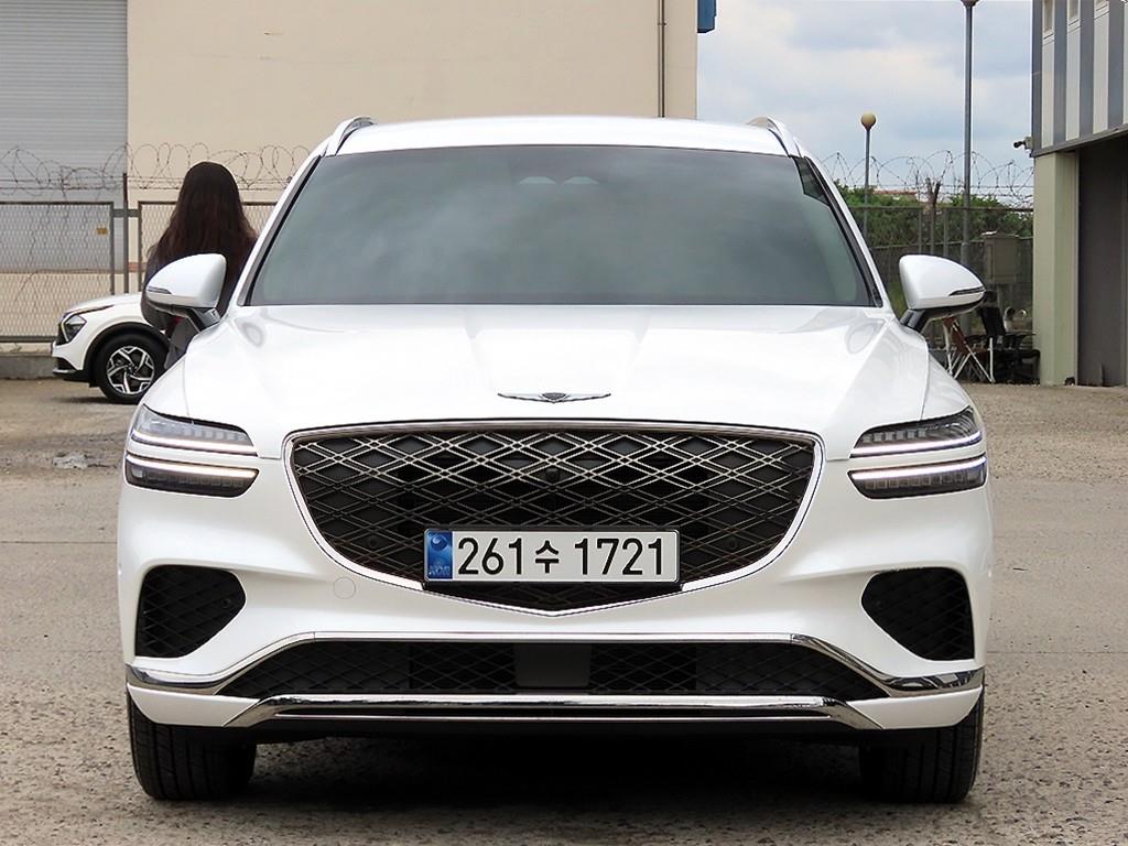 Genesis GV70 2025 Blanco - Importación desde Corea - HF Imports Iquique - Foto 1