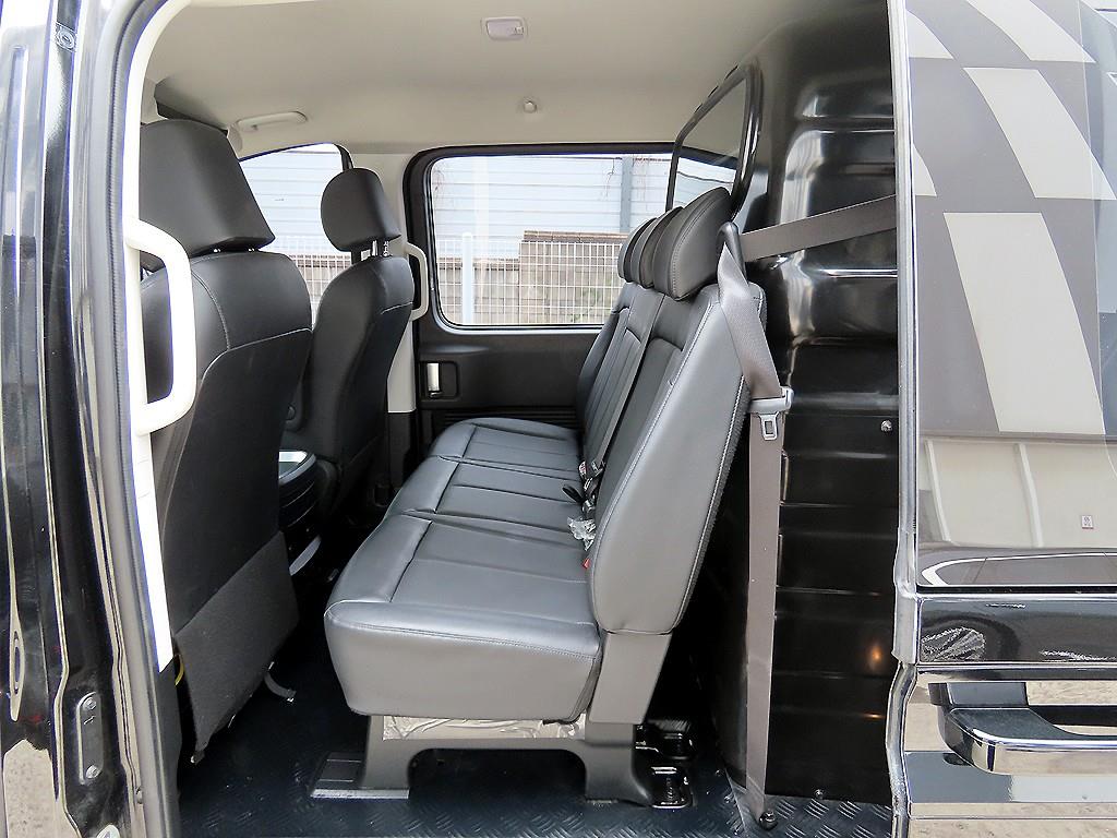 HYUNDAI Staria - Vista 6