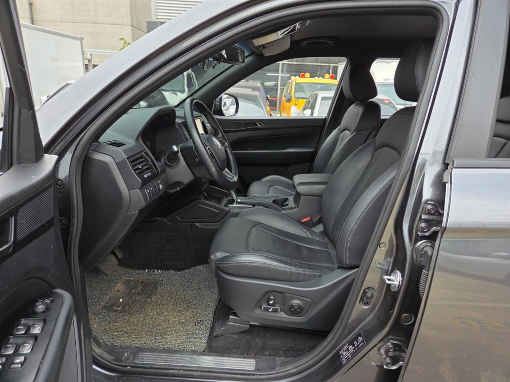 Ssangyong Rexton - Vista 6