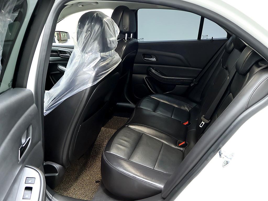 Chevrolet Malibu 2015 Blanco - Importación desde Corea - HF Imports Iquique - Foto 12