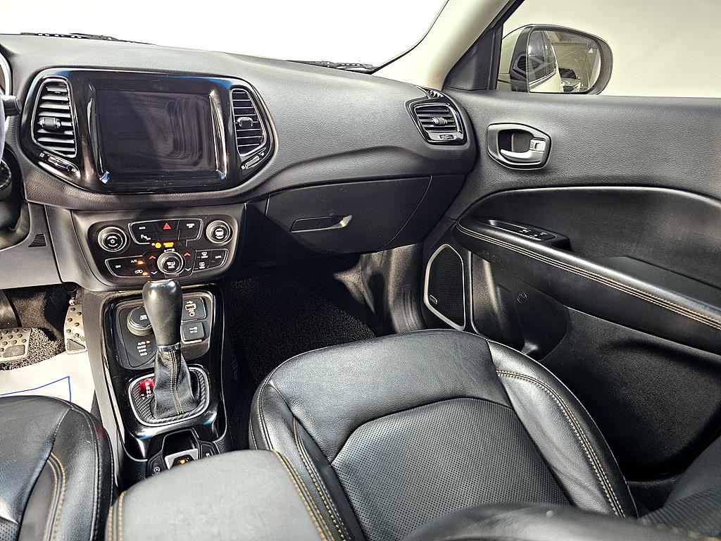 Jeep Compass - Vista 10