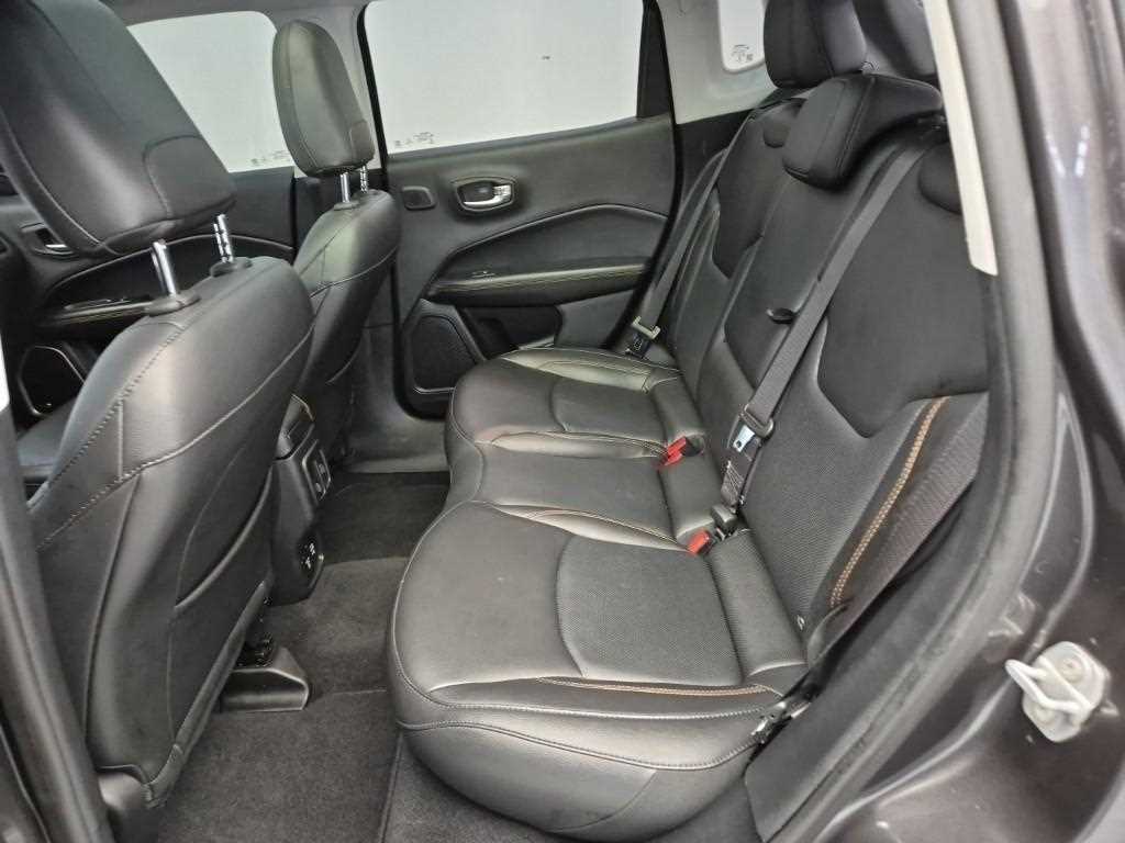 Jeep Compass - Vista 12