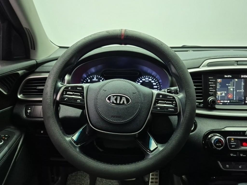 KIA Sorento - Vista 9