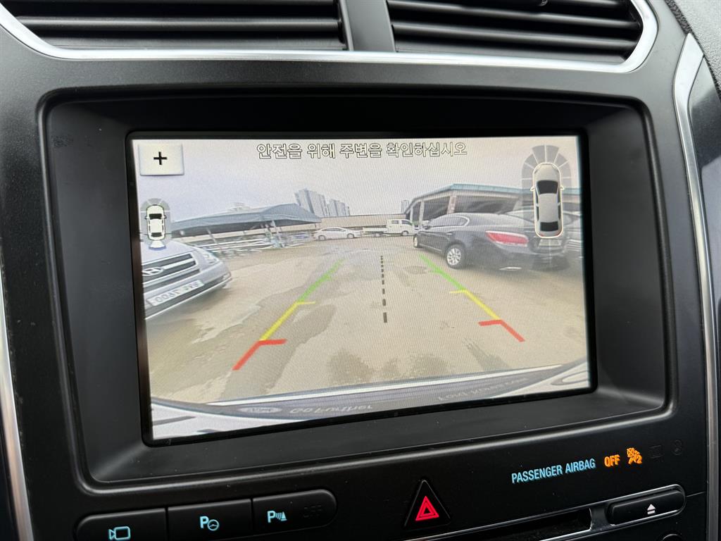 Ford Explorer - Vista 12