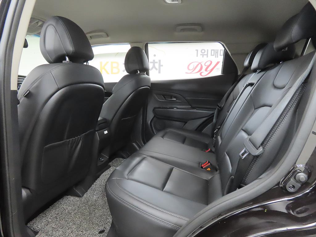 Ssangyong Korando - Vista 6