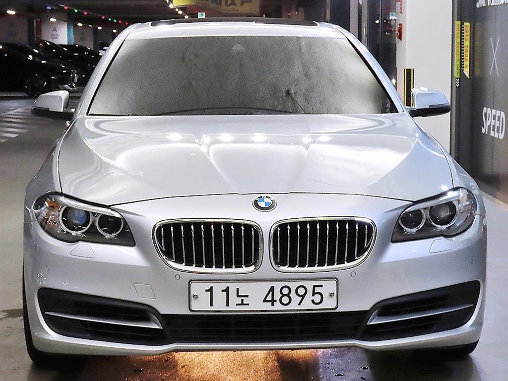 BMW 5 Series - Vista 2