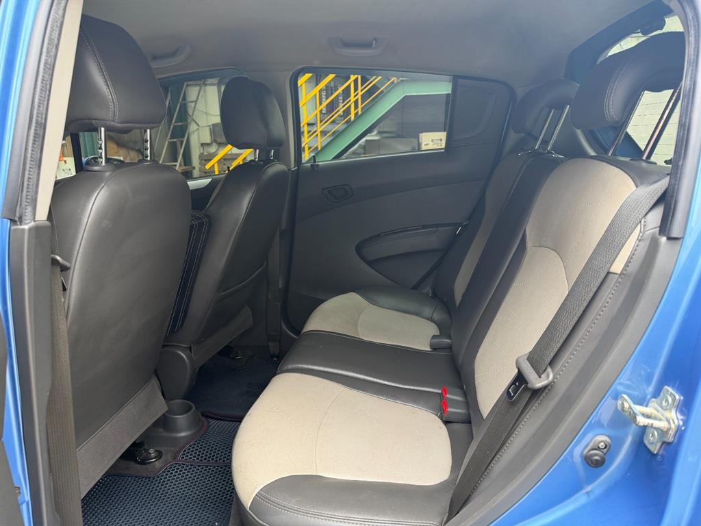 Chevrolet Spark - Vista 11