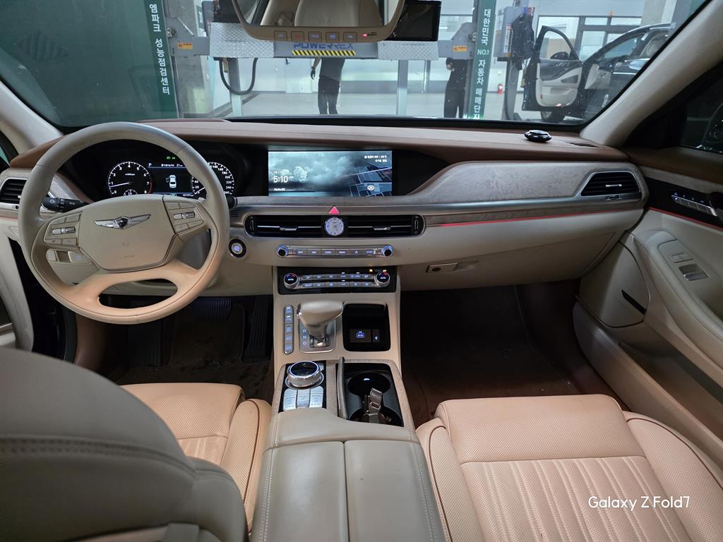 Genesis G90 - Vista 2