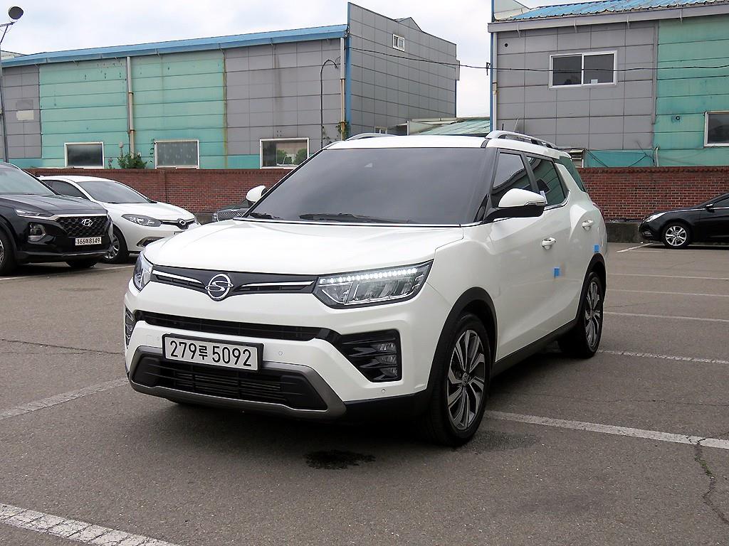 Ssangyong Tivoli - Vista 2