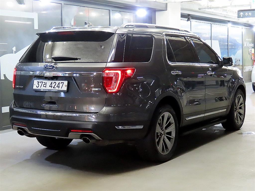Ford Explorer - Vista 4