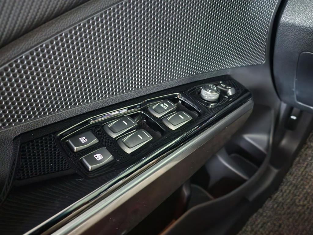 Ssangyong Tivoli - Vista 10