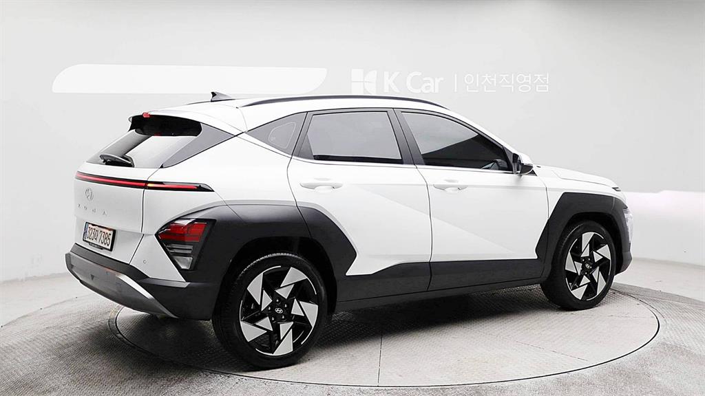 HYUNDAI Kona - Vista 3