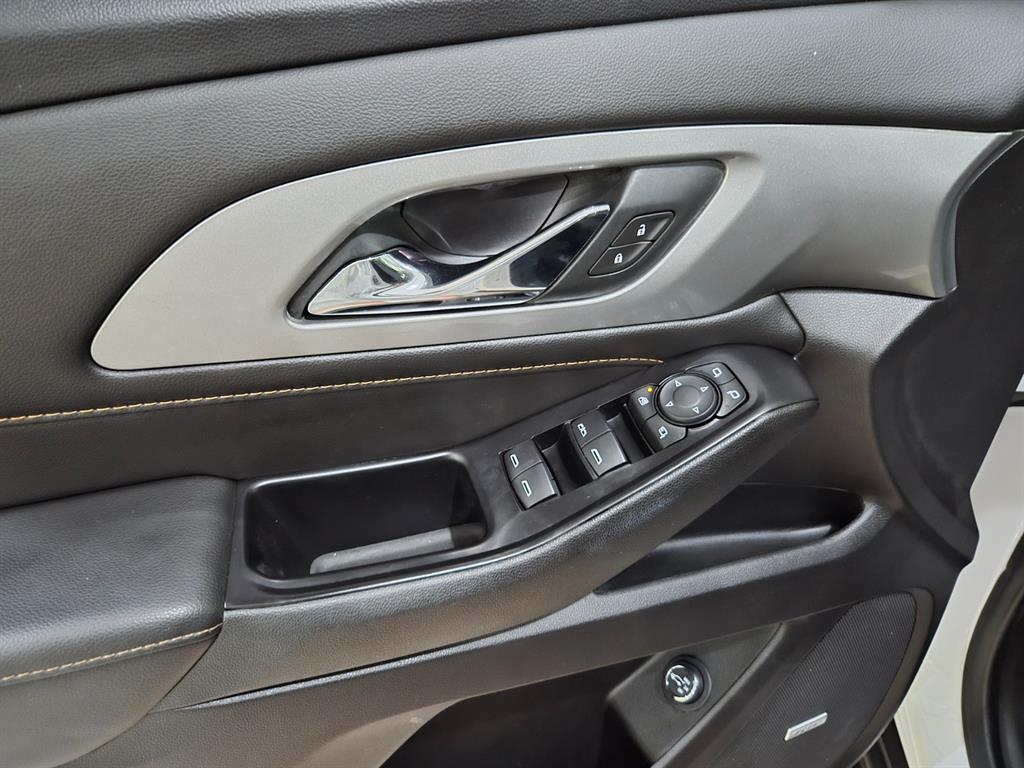 Chevrolet Travers 2020 Blanco - Importación desde Corea - HF Imports Iquique - Foto 16