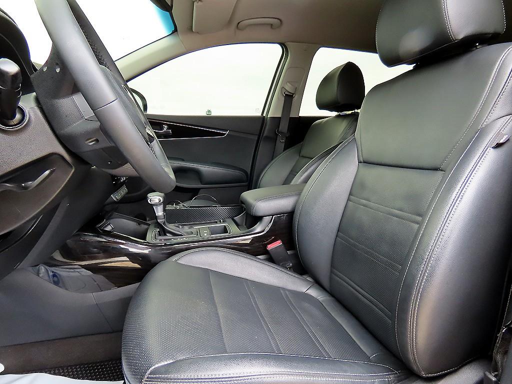KIA Sorento - Vista 5