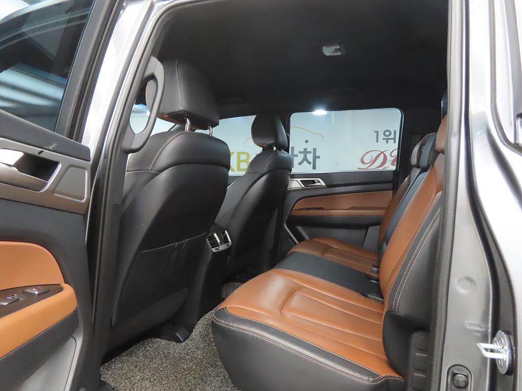 Ssangyong Rexton - Vista 6