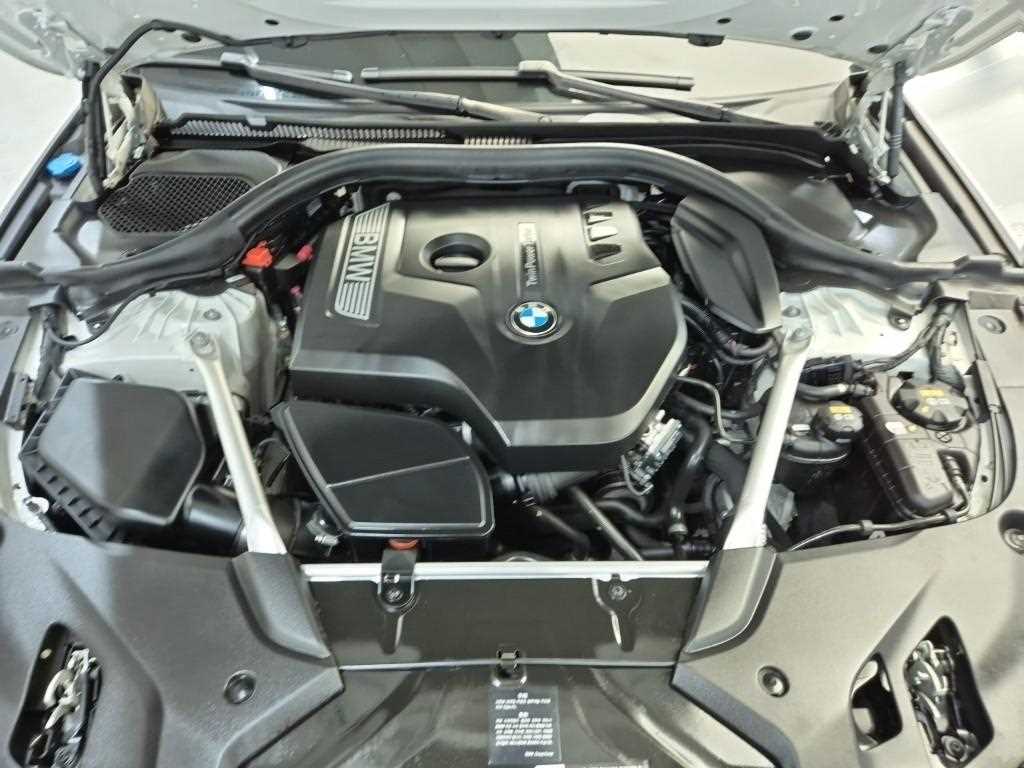 BMW 5 Series - Vista 5