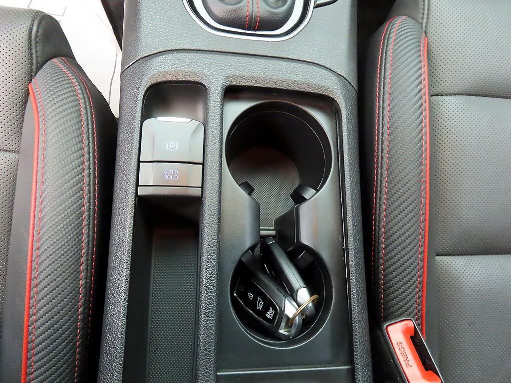 HYUNDAI i30 - Vista 12