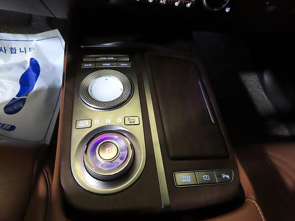 Genesis G80 - Vista 12