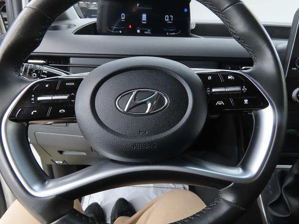 HYUNDAI Staria - Vista 12