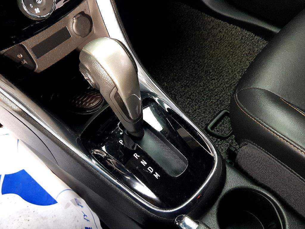 Chevrolet Trax 2017 Gris - Importación desde Corea - HF Imports Iquique - Foto 14
