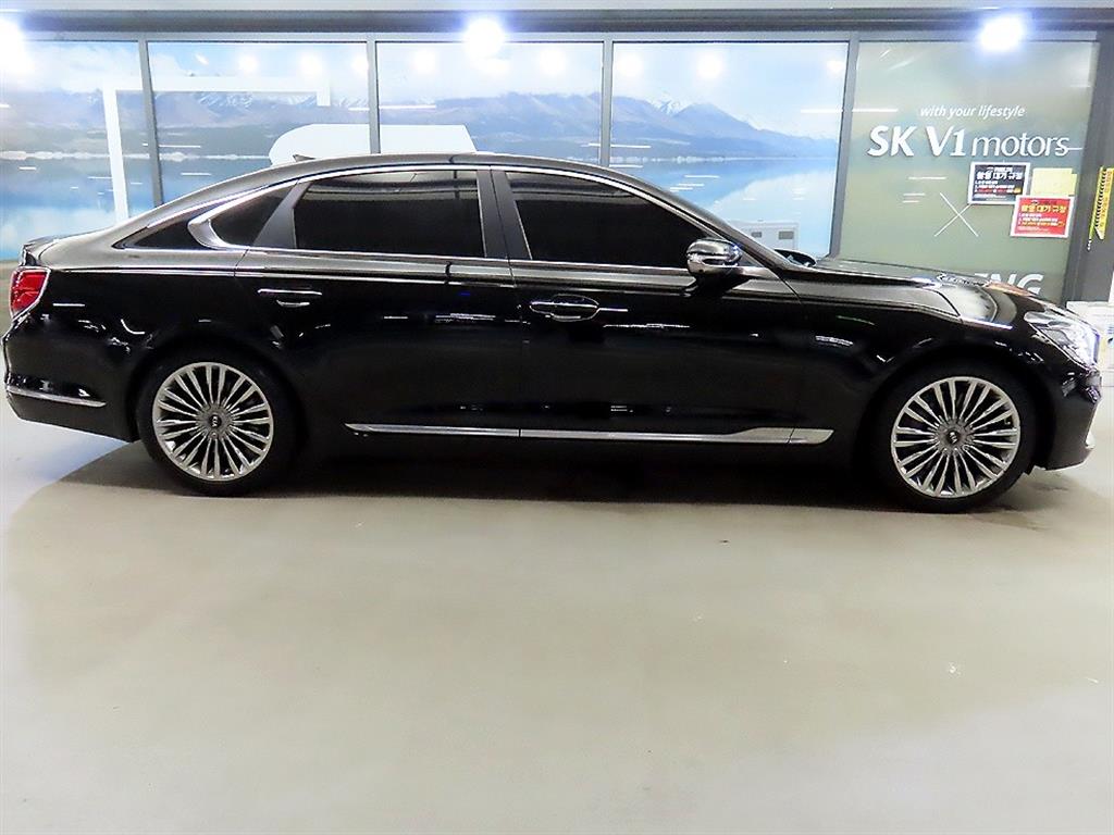KIA K9 - Vista 3