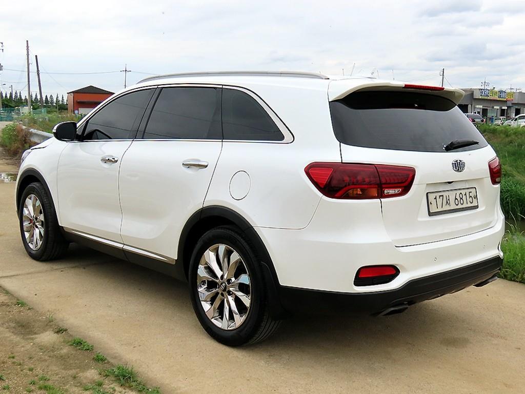 KIA Sorento - Vista 3