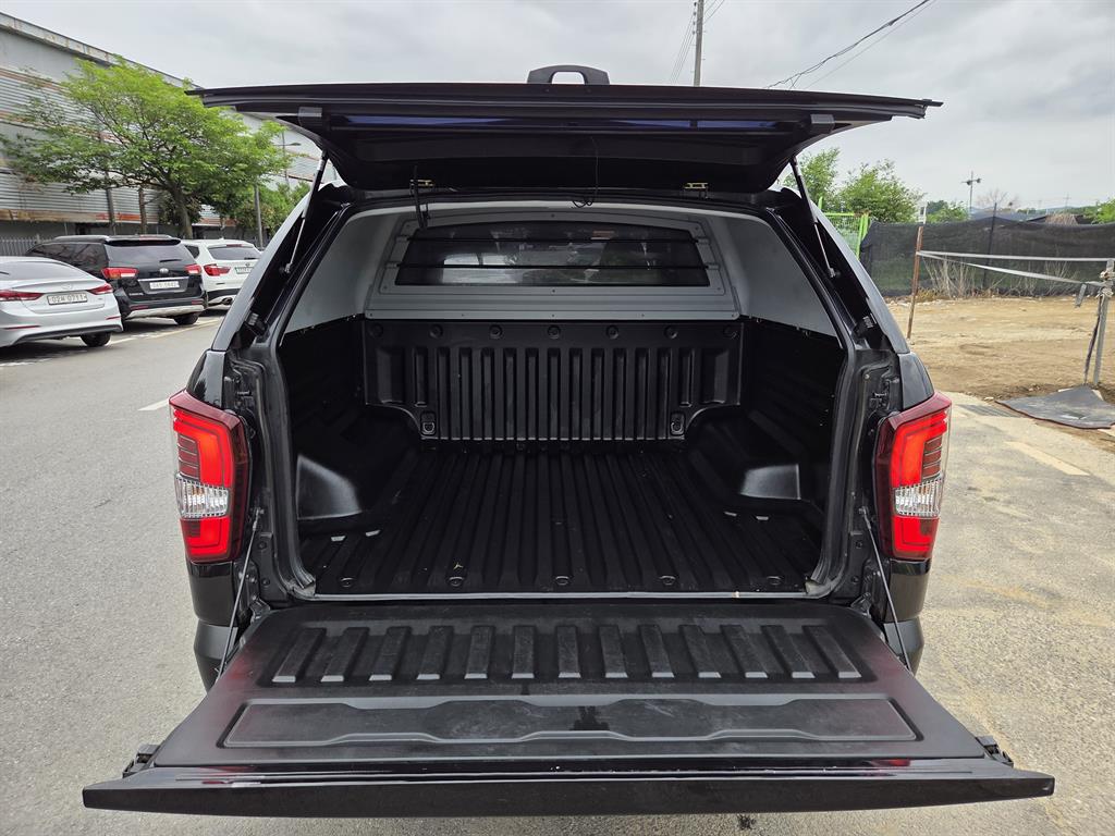 Ssangyong Rexton - Vista 6