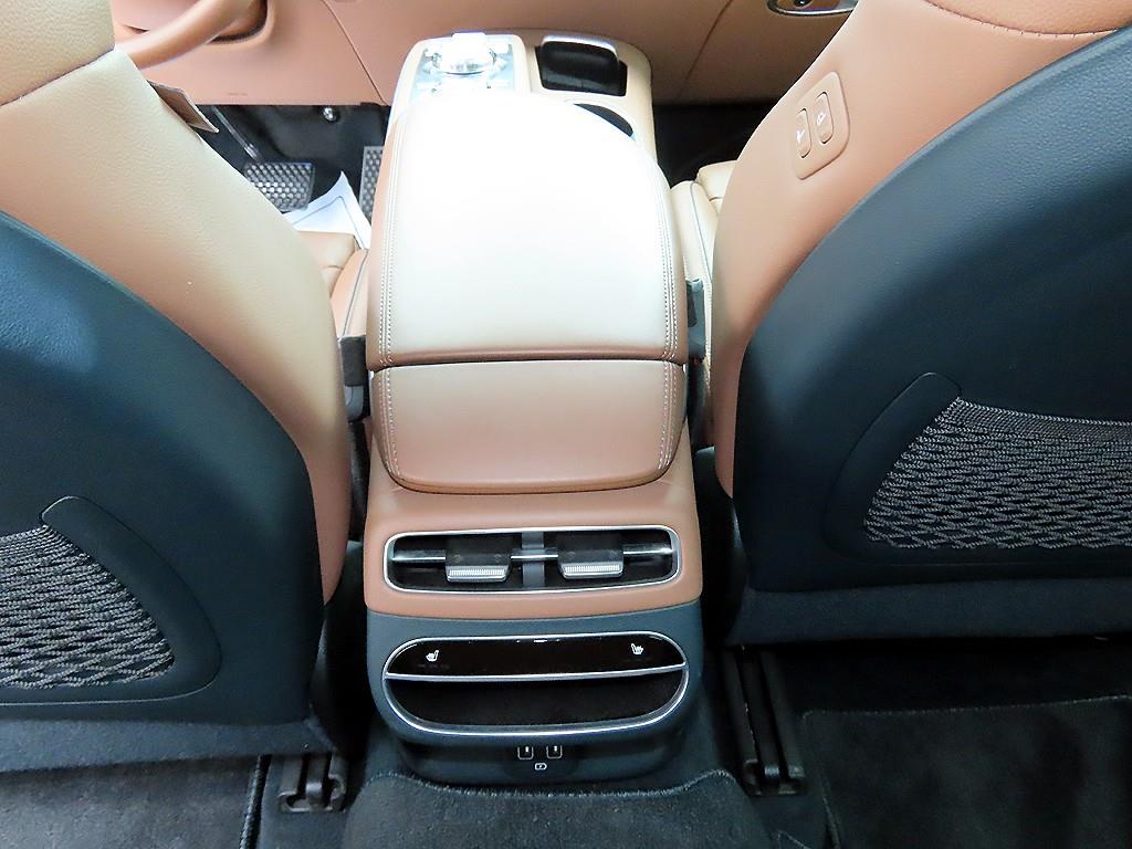 Genesis GV70 2022 Blanco - Importación desde Corea - HF Imports Iquique - Foto 17