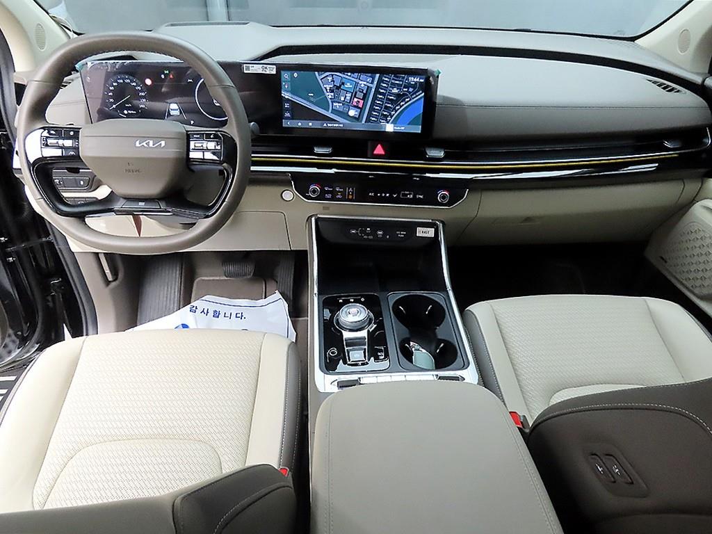 KIA Carnival - Vista 7