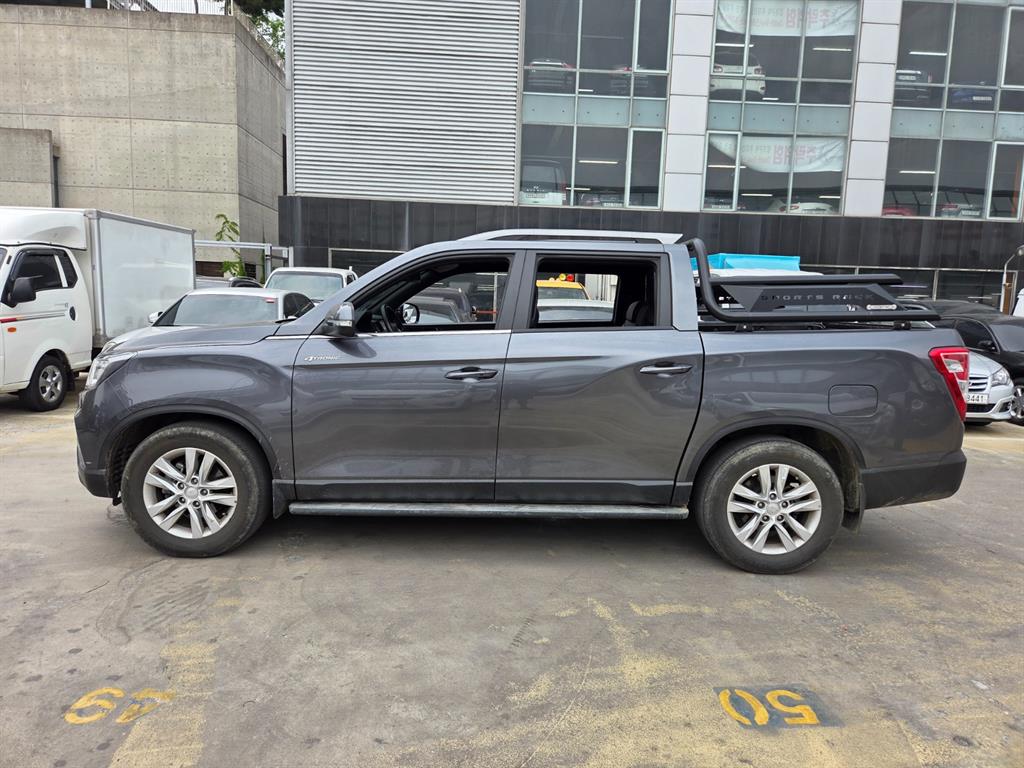 Ssangyong Rexton - Vista 3