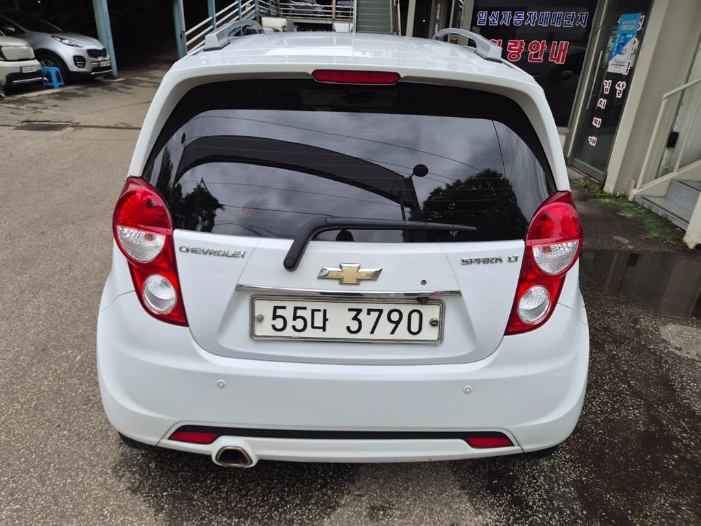 Chevrolet Spark - Vista 3