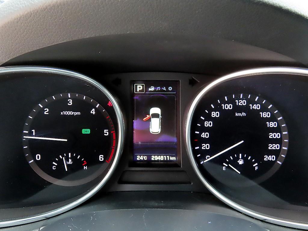 HYUNDAI Santa Fe - Vista 9