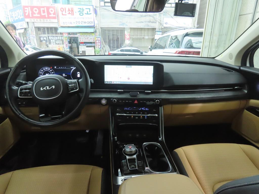 KIA Carnival - Vista 7