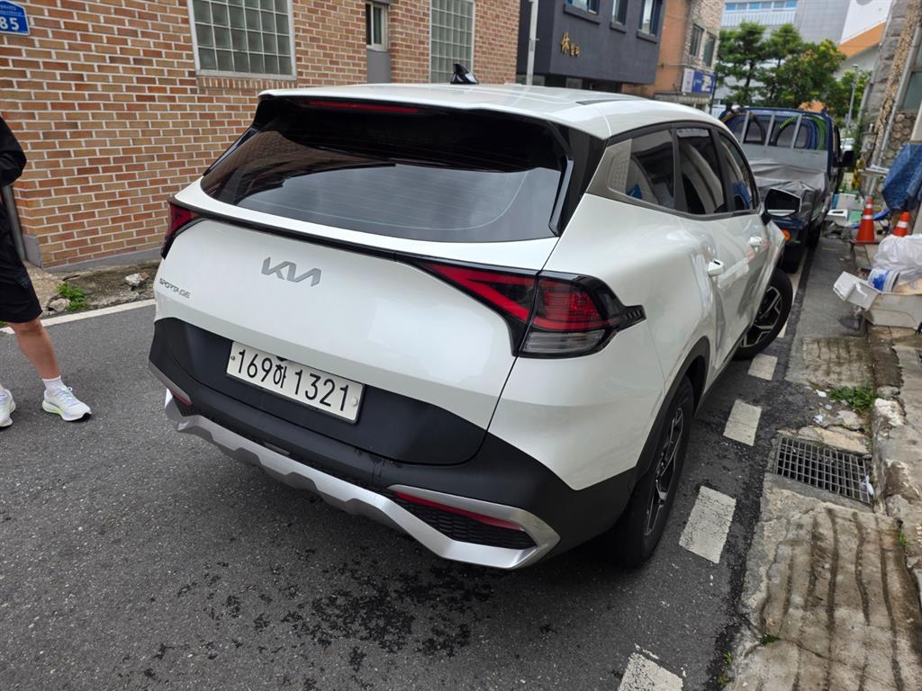 KIA Sportage - Vista 5