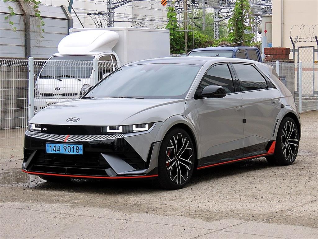 HYUNDAI Ioniq 5 - Vista 2