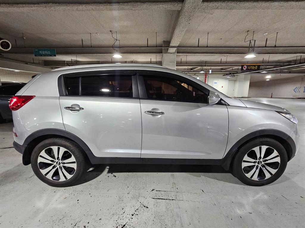 KIA Sportage - Vista 4