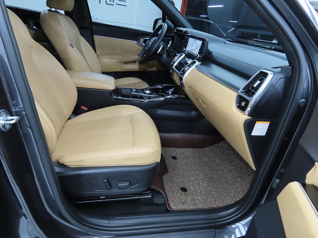 KIA Sorento - Vista 8