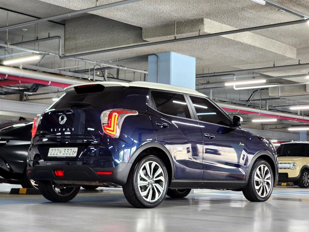 Ssangyong Tivoli - Vista 4