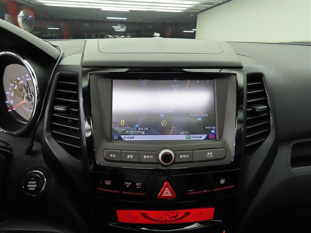 Ssangyong Tivoli 2016 Gris - Importación desde Corea - HF Imports Iquique - Foto 15