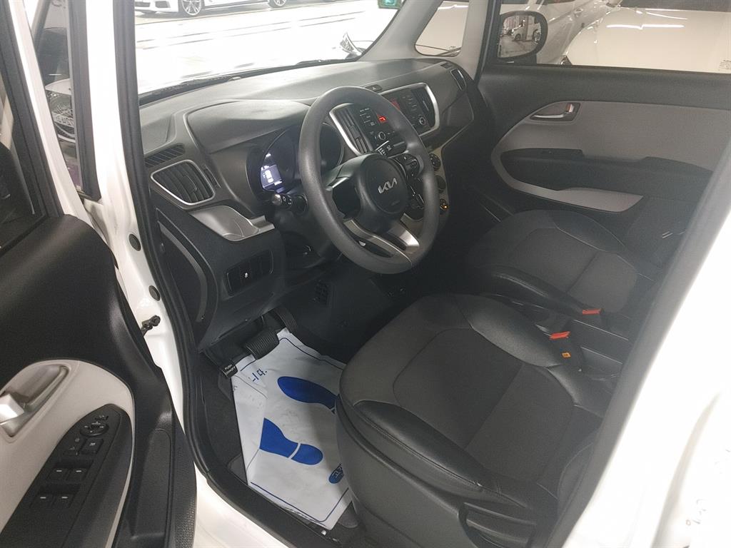 KIA Ray - Vista 8