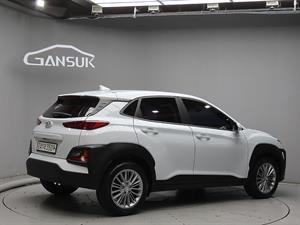 HYUNDAI Kona - Vista 8